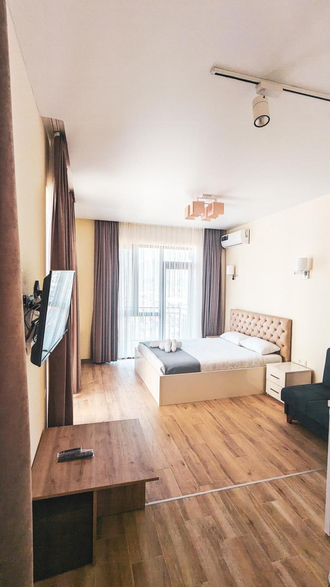 Gg Aparthotel Batumi Exteriör bild