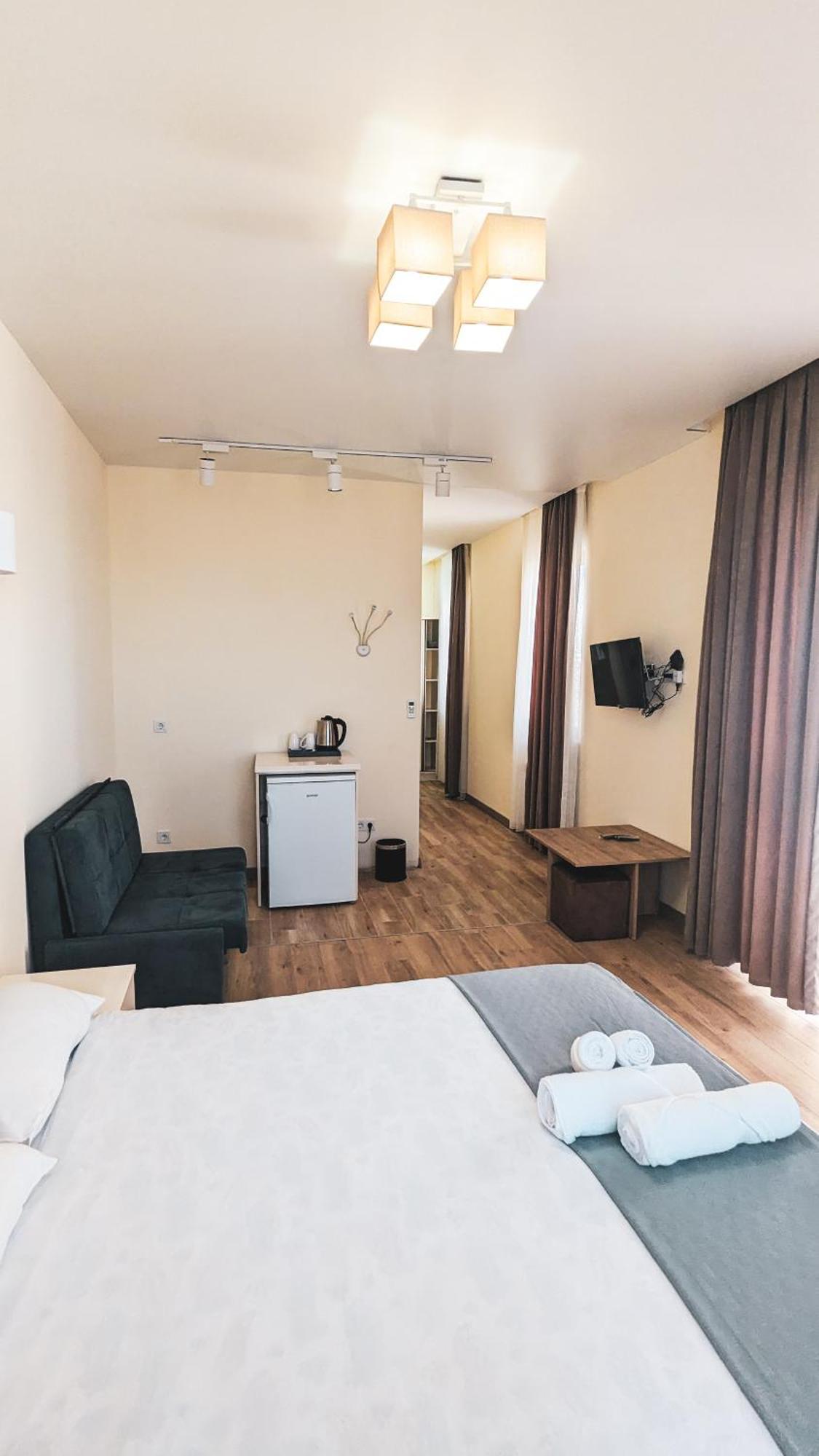 Gg Aparthotel Batumi Exteriör bild
