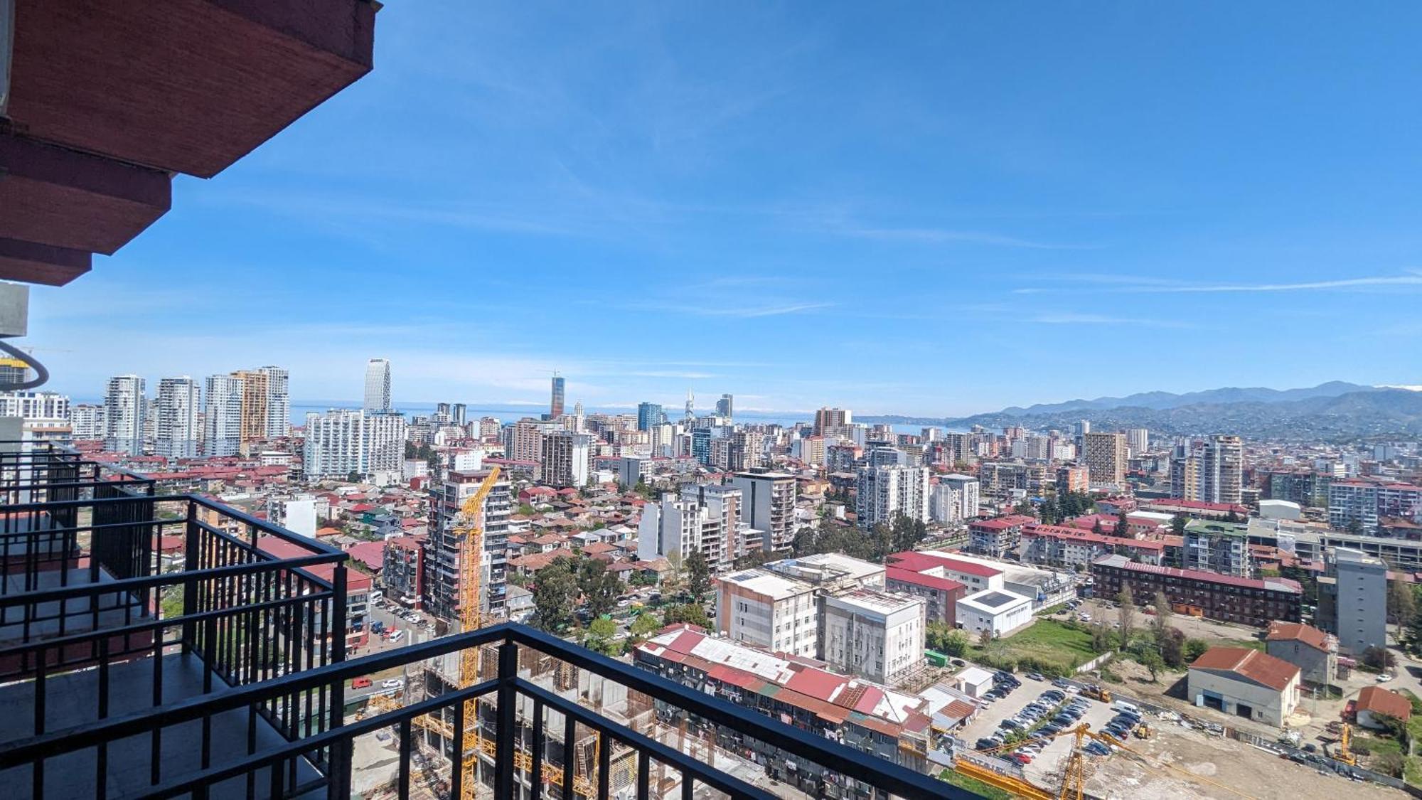 Gg Aparthotel Batumi Exteriör bild